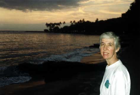 Clare Ann on Senggigi Beach at sunset. - jpg - 11464 Bytes